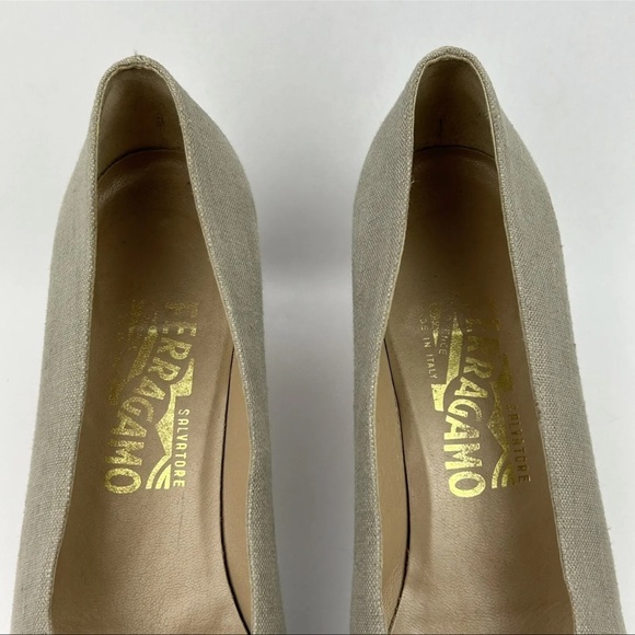Salvatore Ferragamo Italian Made Heels Pumps Shoes 9 AA Extra Narrow See Photos - Picture 7 of 9